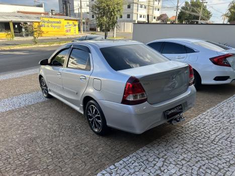 TOYOTA Etios Sedan 1.5 16V 4P FLEX PLATINUM AUTOMTICO, Foto 3