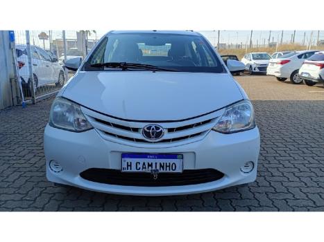 TOYOTA Etios Sedan 1.5 16V 4P FLEX XS, Foto 2