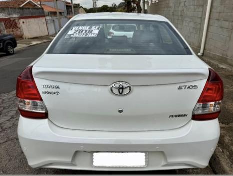 TOYOTA Etios Sedan 1.5 16V 4P FLEX PLATINUM AUTOMTICO, Foto 2