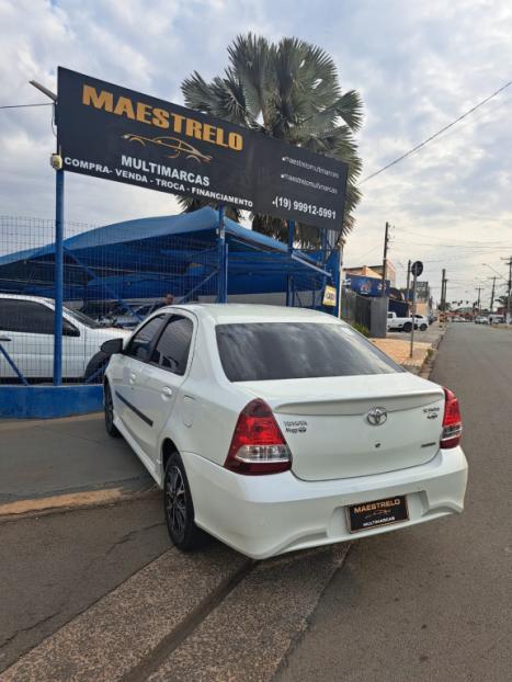 TOYOTA Etios Sedan 1.5 16V 4P FLEX XS AUTOMTICO, Foto 4