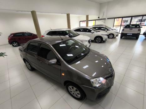 TOYOTA Etios Sedan 1.5 16V 4P FLEX XS AUTOMTICO, Foto 6