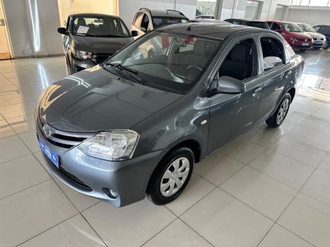 TOYOTA Etios Sedan 1.5 16V 4P FLEX XS, Foto 3