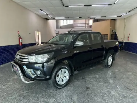 TOYOTA Hilux Caminhonete 2.8 16V SRV 4X4 DIESEL CABINE DUPLA AUTOMTICO, Foto 2