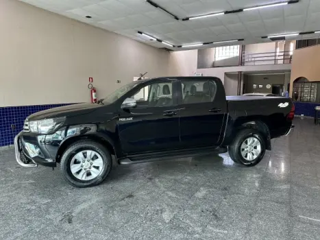 TOYOTA Hilux Caminhonete 2.8 16V SRV 4X4 DIESEL CABINE DUPLA AUTOMTICO, Foto 6