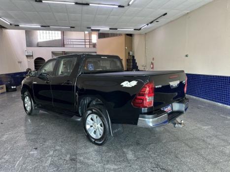 TOYOTA Hilux Caminhonete 2.8 16V SRV 4X4 DIESEL CABINE DUPLA AUTOMTICO, Foto 8