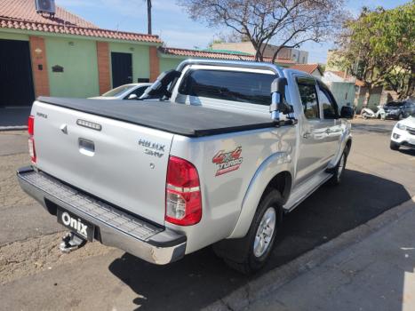 TOYOTA Hilux Caminhonete 3.0 4P 4X4 SRV TURBO DIESEL CABINE DUPLA, Foto 5