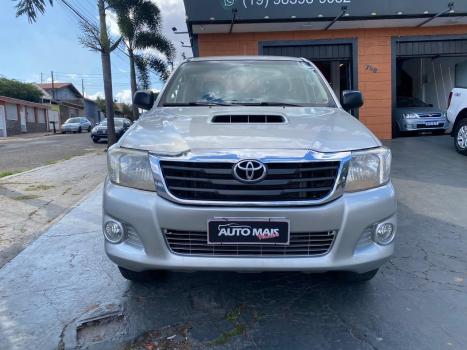 TOYOTA Hilux Caminhonete 3.0 4P SR 4X4 TURBO DIESEL CABINE DUPLA, Foto 2