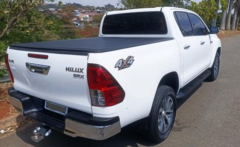 TOYOTA Hilux Caminhonete 2.8 16V SRX 4X4 TURBO DIESEL CABINE DUPLA AUTOMTICO, Foto 6