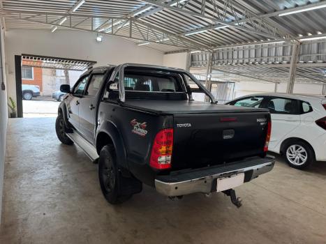 TOYOTA Hilux Caminhonete 3.0 4P SRV DIESEL CABINE DUPLA, Foto 3