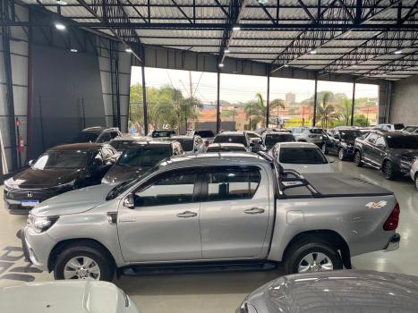 TOYOTA Hilux Caminhonete 2.8 16V SRV 4X4 DIESEL CABINE DUPLA AUTOMTICO, Foto 9