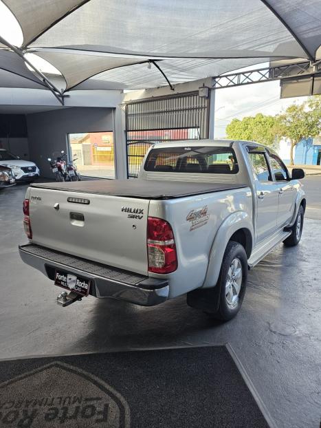 TOYOTA Hilux Caminhonete 3.0 4P 4X4 SRV TURBO DIESEL TOP CABINE DUPLA AUTOMTICO, Foto 6