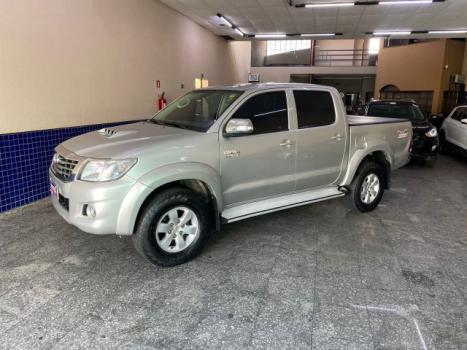 TOYOTA Hilux Caminhonete 3.0 4P 4X4 SRV TURBO DIESEL CABINE DUPLA, Foto 2