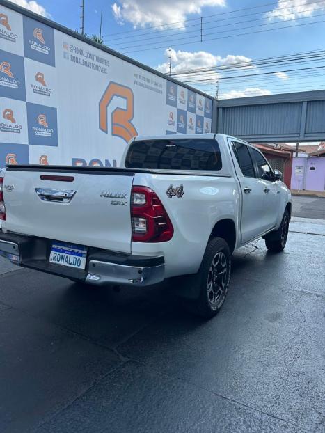 TOYOTA Hilux Caminhonete 2.8 16V 4P SRX DIESEL CABINE DUPLA, Foto 6