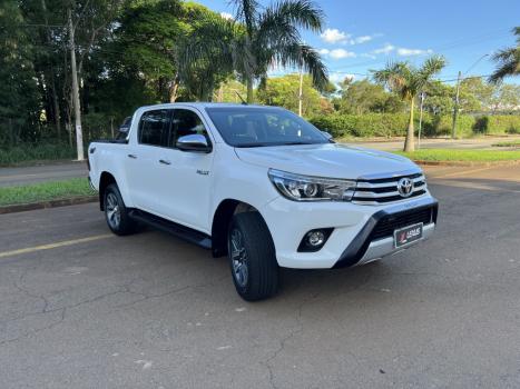 TOYOTA Hilux Caminhonete 2.8 16V SRX 4X4 TURBO DIESEL CABINE DUPLA AUTOMTICO, Foto 6