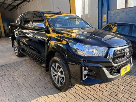 TOYOTA Hilux Caminhonete 2.8 16V SRV 4X4 DIESEL CABINE DUPLA AUTOMTICO, Foto 2