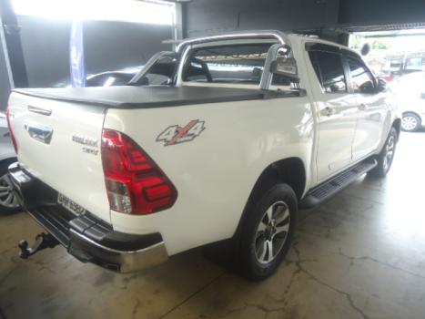 TOYOTA Hilux Caminhonete 2.8 16V SRV 4X4 DIESEL CABINE DUPLA AUTOMTICO, Foto 4