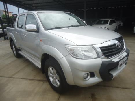 TOYOTA Hilux Caminhonete 2.7 16V 4P SR FLEX CABINE DUPLA AUTOMTICO, Foto 2