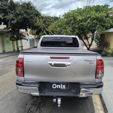 TOYOTA Hilux Caminhonete 2.7 16V 4P SRV FLEX CABINE DUPLA AUTOMTICO, Foto 5