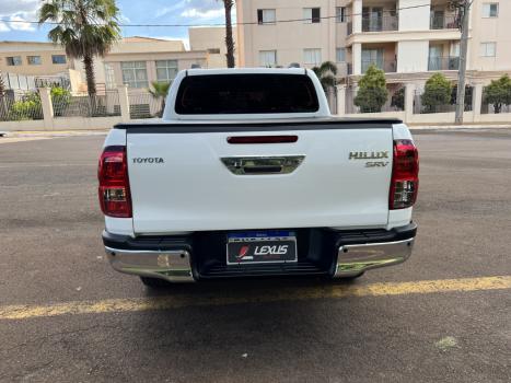 TOYOTA Hilux Caminhonete 2.8 16V SRV 4X4 DIESEL CABINE DUPLA AUTOMTICO, Foto 9