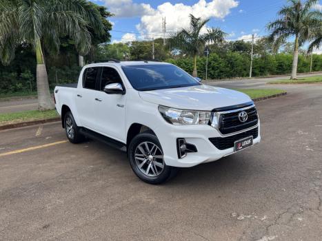 TOYOTA Hilux Caminhonete 2.8 16V SRV 4X4 DIESEL CABINE DUPLA AUTOMTICO, Foto 4