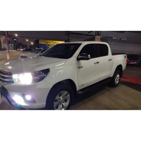 TOYOTA Hilux Caminhonete 2.8 16V SRV 4X4 DIESEL CABINE DUPLA AUTOMTICO, Foto 4
