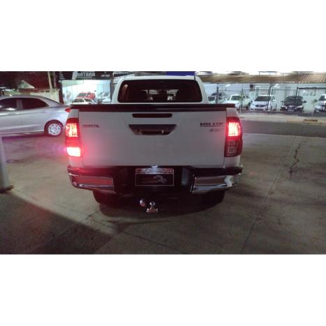 TOYOTA Hilux Caminhonete 2.8 16V SRV 4X4 DIESEL CABINE DUPLA AUTOMTICO, Foto 3