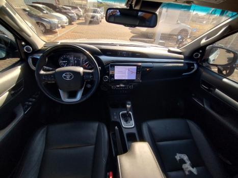 TOYOTA Hilux Caminhonete 2.8 16V SRX 4X4 DIESEL CABINE DUPLA AUTOMTICO, Foto 10