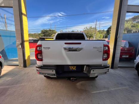 TOYOTA Hilux Caminhonete 2.8 16V SRX PLUS 4X4 TURBO DIESEL CABINE DUPLA AUTOMTICO, Foto 5