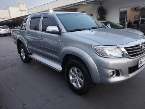 TOYOTA Hilux Caminhonete 2.7 16V 4P SRV FLEX CABINE DUPLA AUTOMTICO, Foto 3