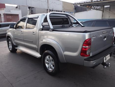 TOYOTA Hilux Caminhonete 2.7 16V 4P SRV FLEX CABINE DUPLA AUTOMTICO, Foto 4