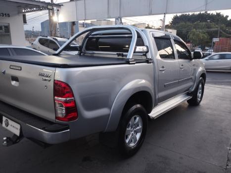 TOYOTA Hilux Caminhonete 2.7 16V 4P SRV FLEX CABINE DUPLA AUTOMTICO, Foto 6