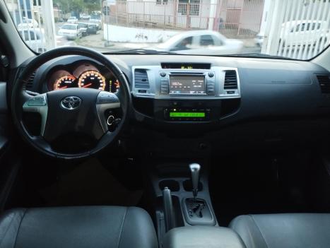 TOYOTA Hilux Caminhonete 2.7 16V 4P SRV FLEX CABINE DUPLA AUTOMTICO, Foto 8