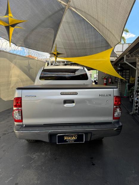 TOYOTA Hilux Caminhonete 2.7 16V 4P SR FLEX CABINE DUPLA AUTOMTICO, Foto 6