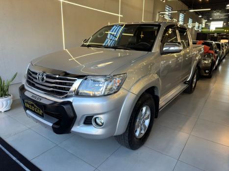 TOYOTA Hilux Caminhonete 2.7 16V 4P SRV FLEX 4X4  CABINE DUPLA AUTOMTICO, Foto 1