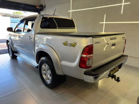 TOYOTA Hilux Caminhonete 2.7 16V 4P SRV FLEX 4X4  CABINE DUPLA AUTOMTICO, Foto 6