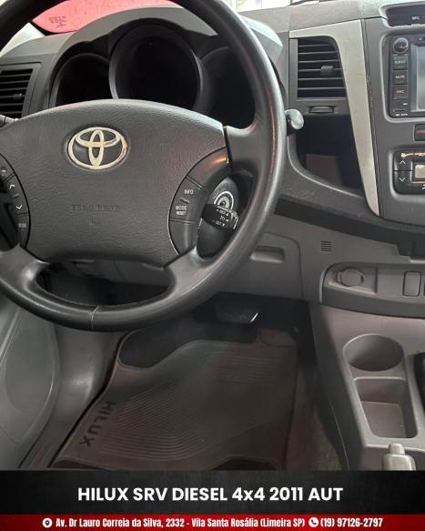 TOYOTA Hilux Caminhonete 3.0 4P SRV DIESEL CABINE DUPLA, Foto 7