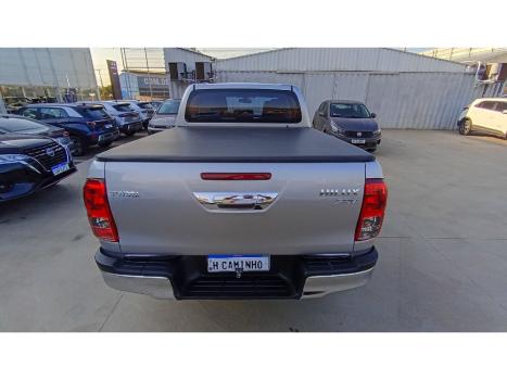 TOYOTA Hilux Caminhonete 2.7 16V 4P SRV FLEX CABINE DUPLA AUTOMTICO, Foto 6