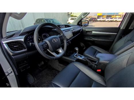 TOYOTA Hilux Caminhonete 2.7 16V 4P SRV FLEX CABINE DUPLA AUTOMTICO, Foto 12
