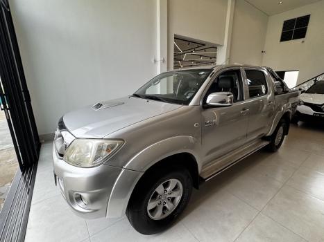 TOYOTA Hilux Caminhonete 3.0 16V 4P 4X4 SRV TURBO DIESEL CABINE DUPLA AUTOMTICO, Foto 3