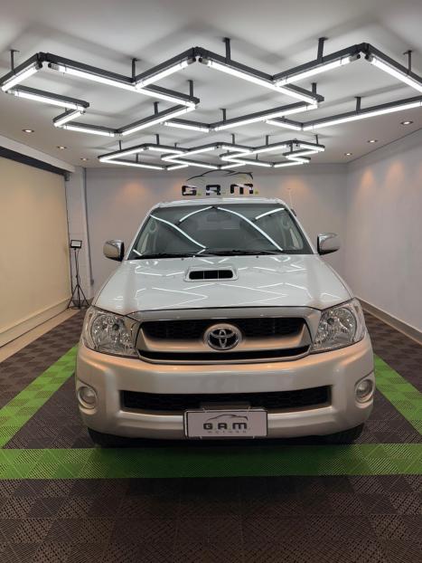 TOYOTA Hilux Caminhonete 3.0 4P 4X4 SRV TURBO DIESEL CABINE DUPLA AUTOMTICO, Foto 2