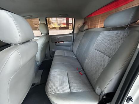TOYOTA Hilux Caminhonete 2.7 16V 4P SR FLEX CABINE DUPLA, Foto 9