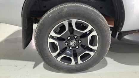 TOYOTA Hilux Caminhonete 2.7 16V 4P SRV FLEX 4X4  CABINE DUPLA AUTOMTICO, Foto 12