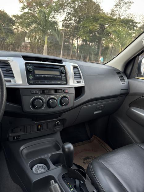TOYOTA Hilux Caminhonete 2.7 16V 4P SR FLEX CABINE DUPLA AUTOMTICO, Foto 19
