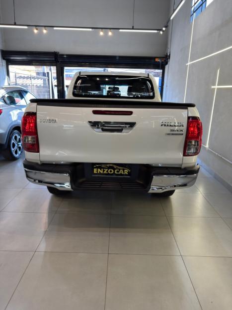 TOYOTA Hilux Caminhonete 2.8 16V SRX 50 ANOS 4X4 TURBO DIESEL CABINE DUPLA AUTOMTICO, Foto 5