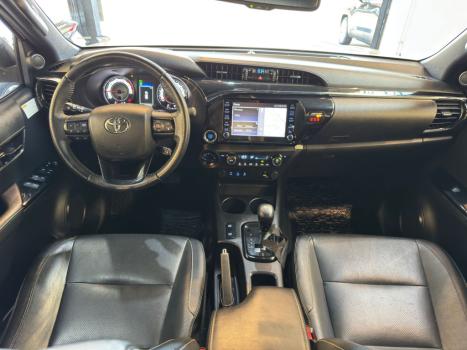 TOYOTA Hilux Caminhonete 2.8 16V SRX 50 ANOS 4X4 TURBO DIESEL CABINE DUPLA AUTOMTICO, Foto 7
