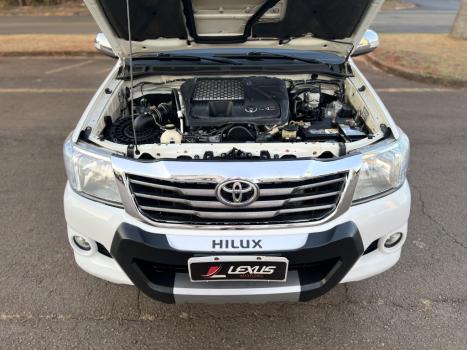 TOYOTA Hilux Caminhonete 3.0 4P 4X4 SRV TURBO DIESEL CABINE DUPLA LIMITED EDITION AUTOMTICO, Foto 10