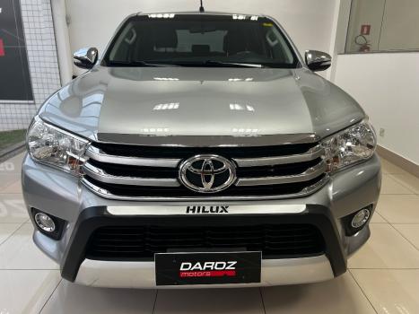 TOYOTA Hilux Caminhonete 2.7 16V 4P SR CABINE DUPLA AUTOMTICO, Foto 2