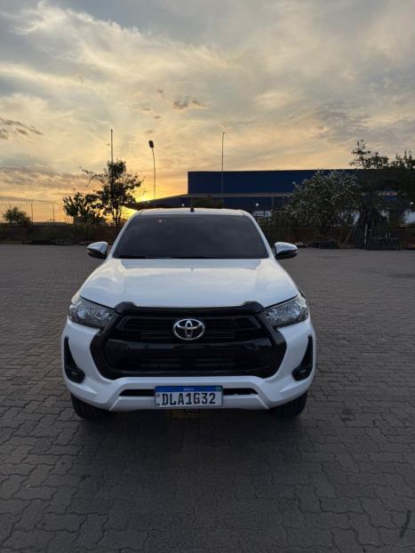 TOYOTA Hilux Caminhonete 2.8 16V 4P POWER PACK TURBO DIESEL 4X4 CABINE DUPLA, Foto 5