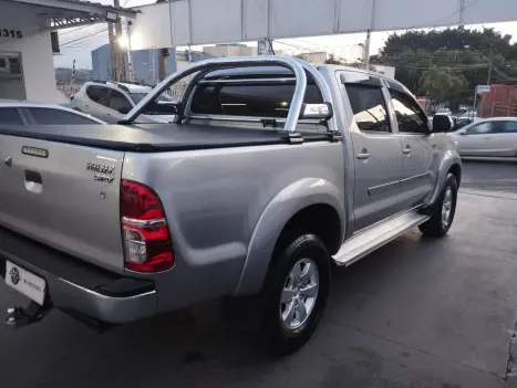 TOYOTA Hilux Caminhonete 2.7 16V 4P SRV FLEX CABINE DUPLA AUTOMTICO, Foto 6