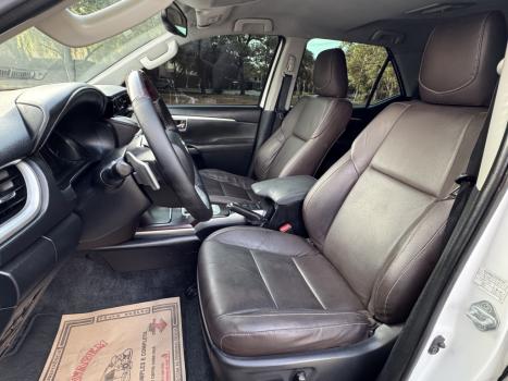 TOYOTA Hilux SW4 2.7 16V 4P FLEX SRV 7 LUGARES AUTOMTICO, Foto 10